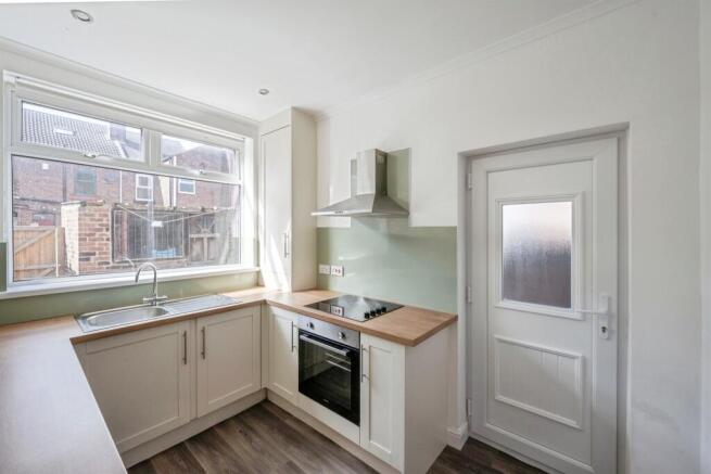 2 bed Terraced for sale Image 11