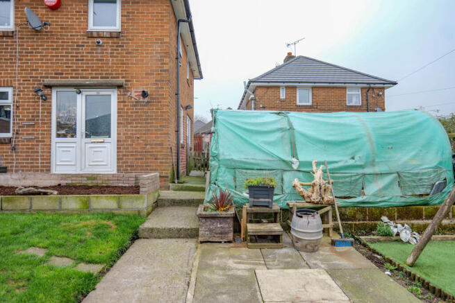3 bed Semi-Detached for sale Image 12