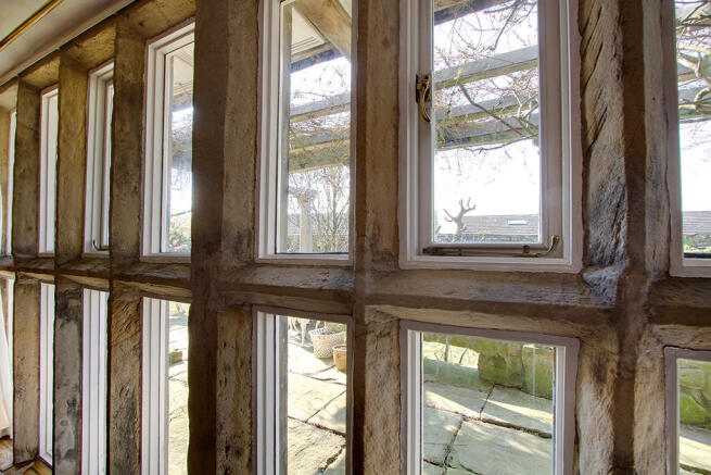 Mullion window
