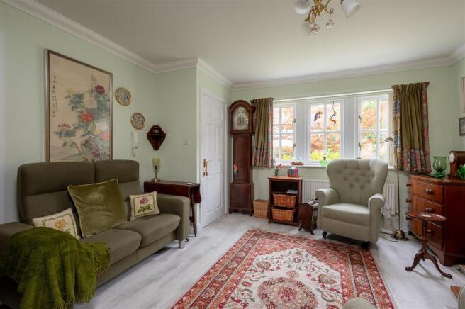 3 bed House for sale Image 5