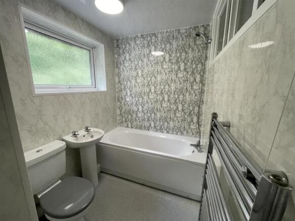 Bathroom / Wc