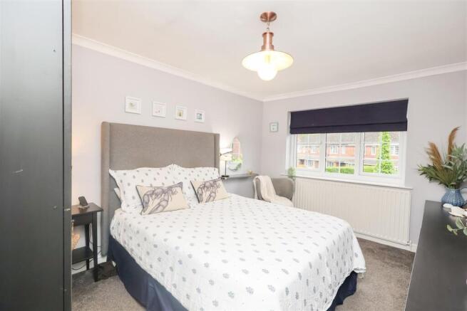 3 bed House for sale Image 8