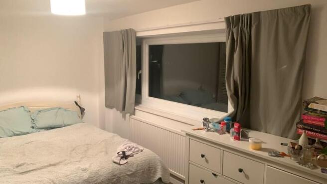 Double bedroom.