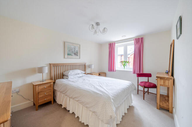 1362622-5-68dfd88...