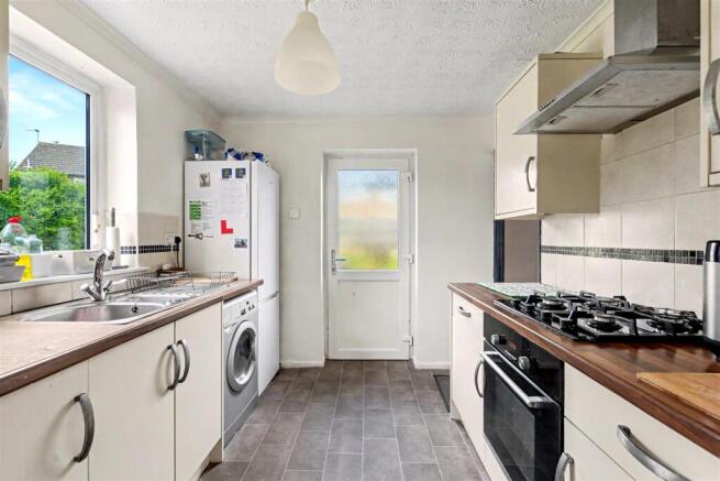 Kitchen_1.jpeg