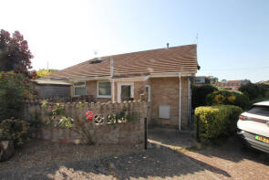28, Dame Anthonys Close, Binstead PO33 3TY