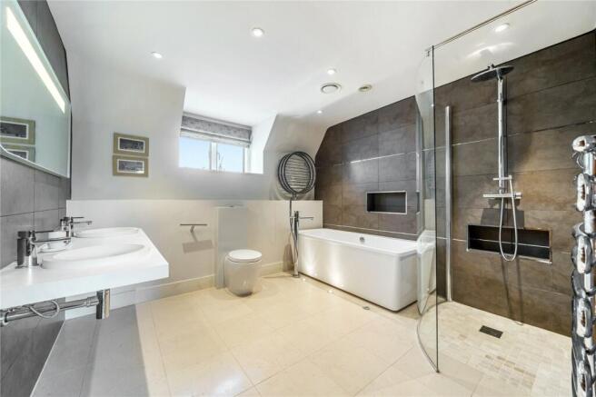 Bedroom Two En Suite