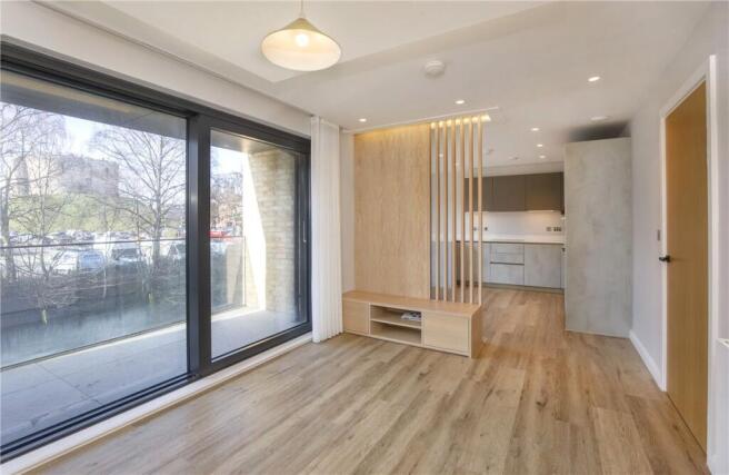 2 bed Apartment to rent Image 8