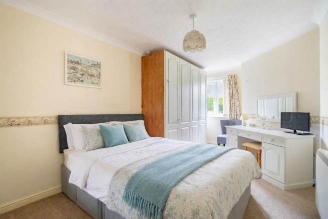 1 bed Retirement Property for sale Image 7
