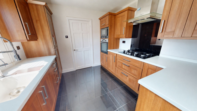3 bed Detached for sale Image 6