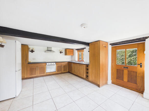 CAM01354G0-PR0659-STILL001