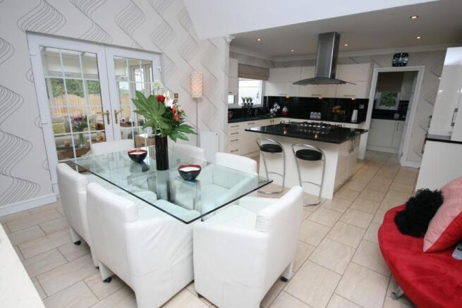 DINING KITCHEN