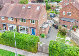 6, Sandringham Approach, Alwoodley, Leeds LS17 8DH