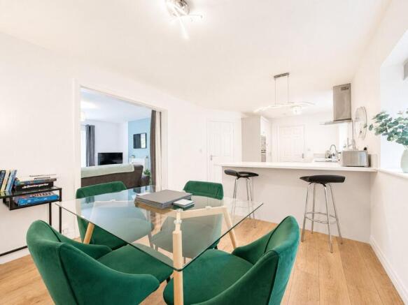 2 bed Detached for sale Image 12