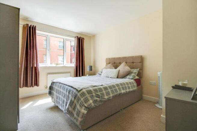 Bedroom 1 (Double)
