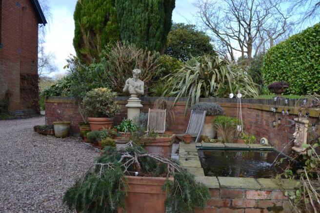 Garden Pond &a...