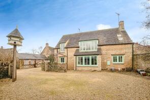 Cottars Barn, Fairford Road, Downington, Lechlade GL7 3DL