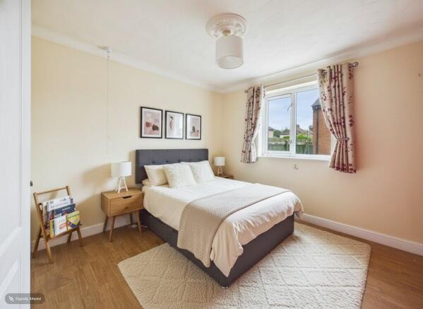 2 bed Detached Bungalow for sale Image 8
