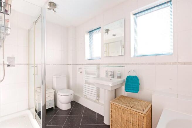 En Suite Bathroom