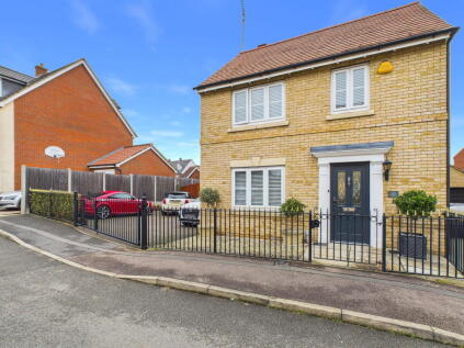 Cromwell Road, Flitch Green, Dunmow, CM6 3GE