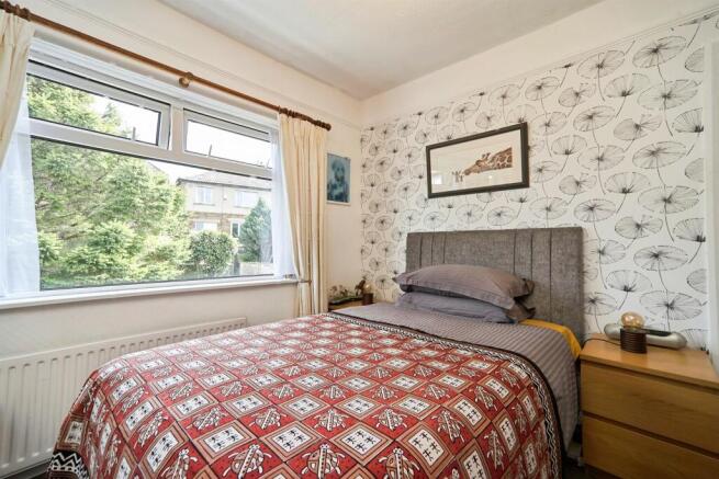 3 bed Semi-Detached for sale Image 10