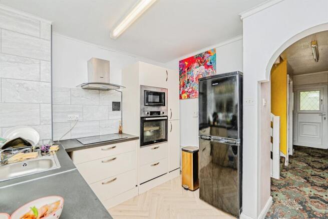 Jubilee Crescent, Sarn, Bridgend photo 4