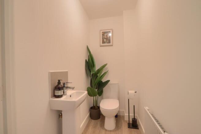 3 bed Semi-Detached for sale Image 6