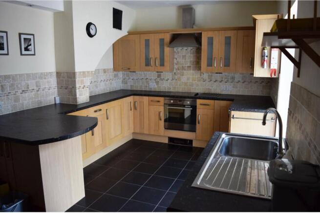 Kitchen / Breakfast