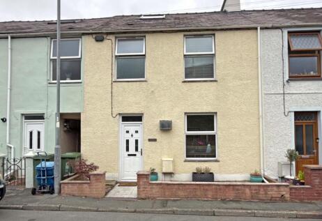 Caernarfon Road, Y Felinheli, Gwynedd, LL56