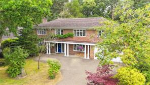 15, Robin Hill Drive, Camberley GU15 1EG