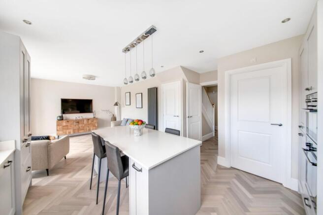 OPEN-PLAN DINING KITCHEN