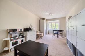 89, Kipling Drive, Colliers Wood, London SW19 1TL