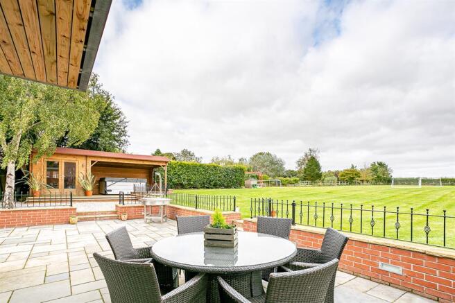 BBQ AREA 