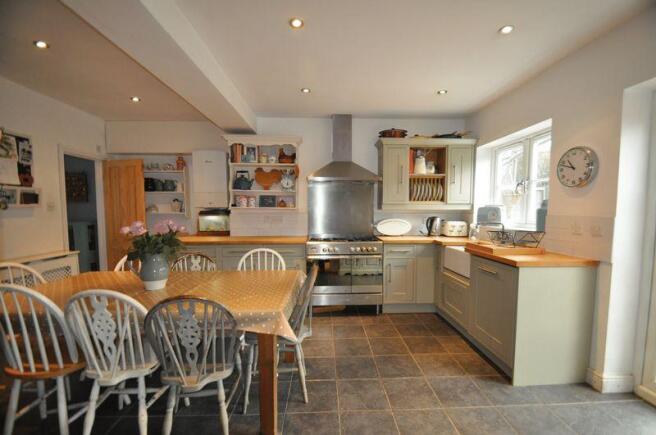 Kitchen/Breakf...