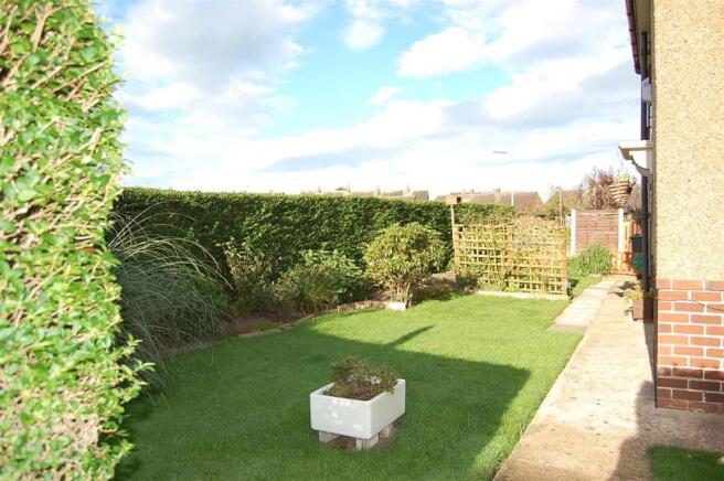 side garden