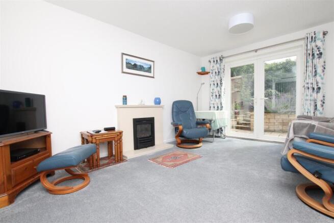 Living Room.JPG