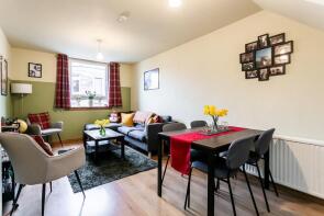 Flat 15, 212, Causewayside, Sciennes, Edinburgh EH9 1PN