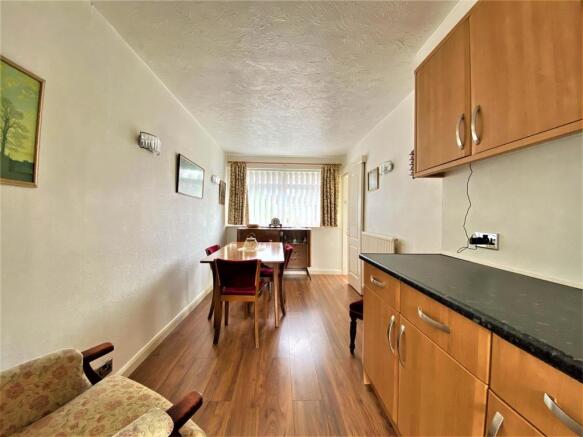 Dining Room Oatfield.jpg