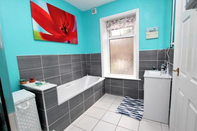 mexboroughrd17bath2.