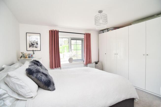 1 bed Flat for sale Image 7