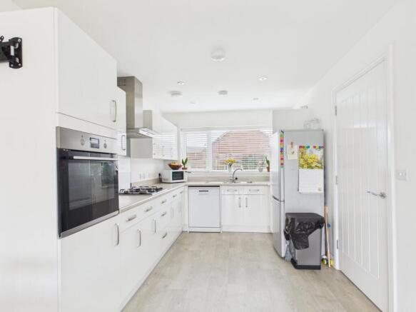 Horsefield Road, Ross-On-Wye, hr9 photo 4
