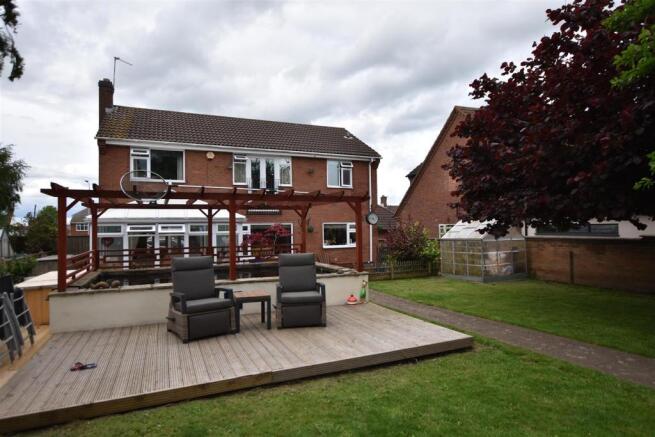 SUN DECK