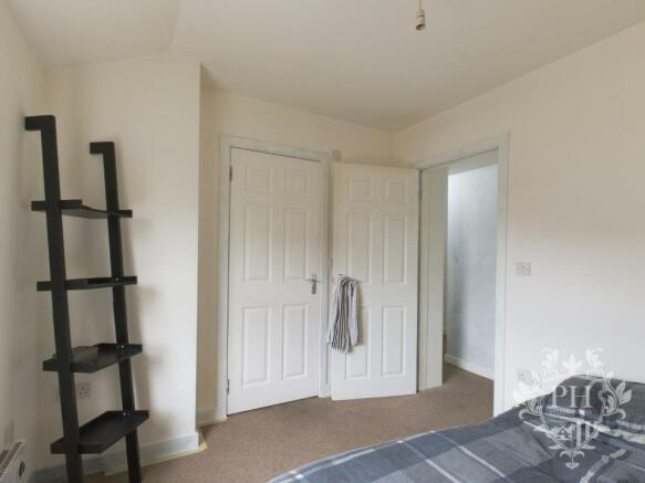 1 bed Flat for sale Image 6