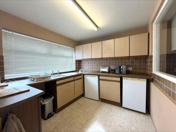 processed-1EBCF22...