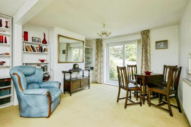 3 bed Semi-Detached for sale Image 6