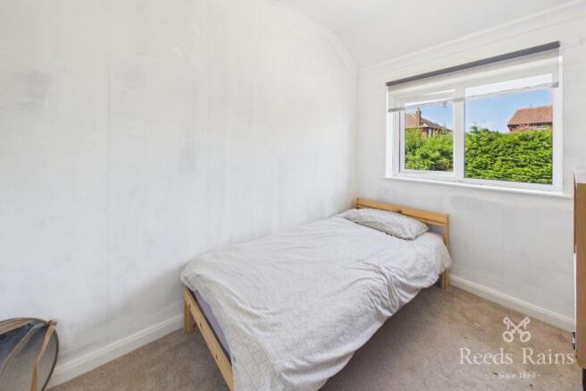 4 bed Semi-Detached for sale Image 11