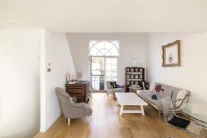 2, Trinity Mews, London W10 6JH