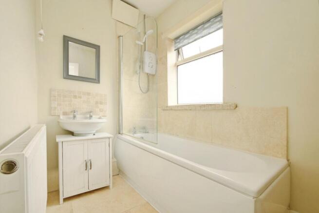 4 bed Semi-Detached for sale Image 10
