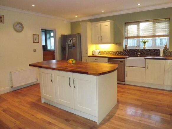 Kitchen/breakfast ro