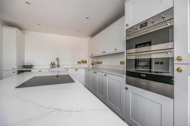 104 Union Road, Milton-Small-PorticoMarketing-Sold